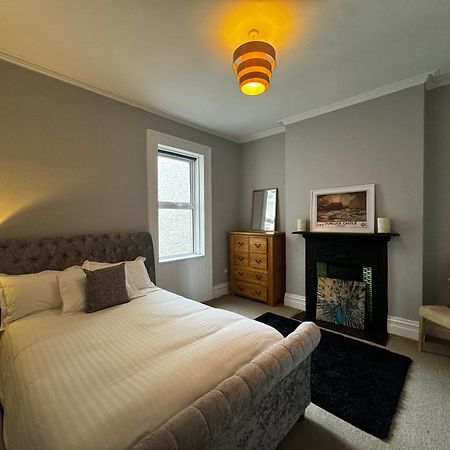 The Victorian Townhouse Portrushヴィラ エクステリア 写真