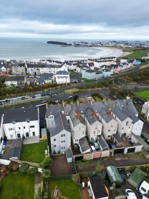 The Victorian Townhouse Portrushヴィラ エクステリア 写真