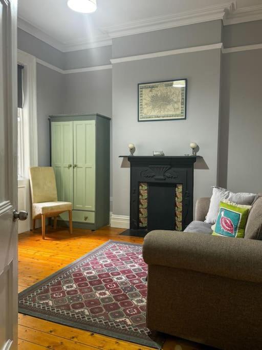 The Victorian Townhouse Portrushヴィラ エクステリア 写真