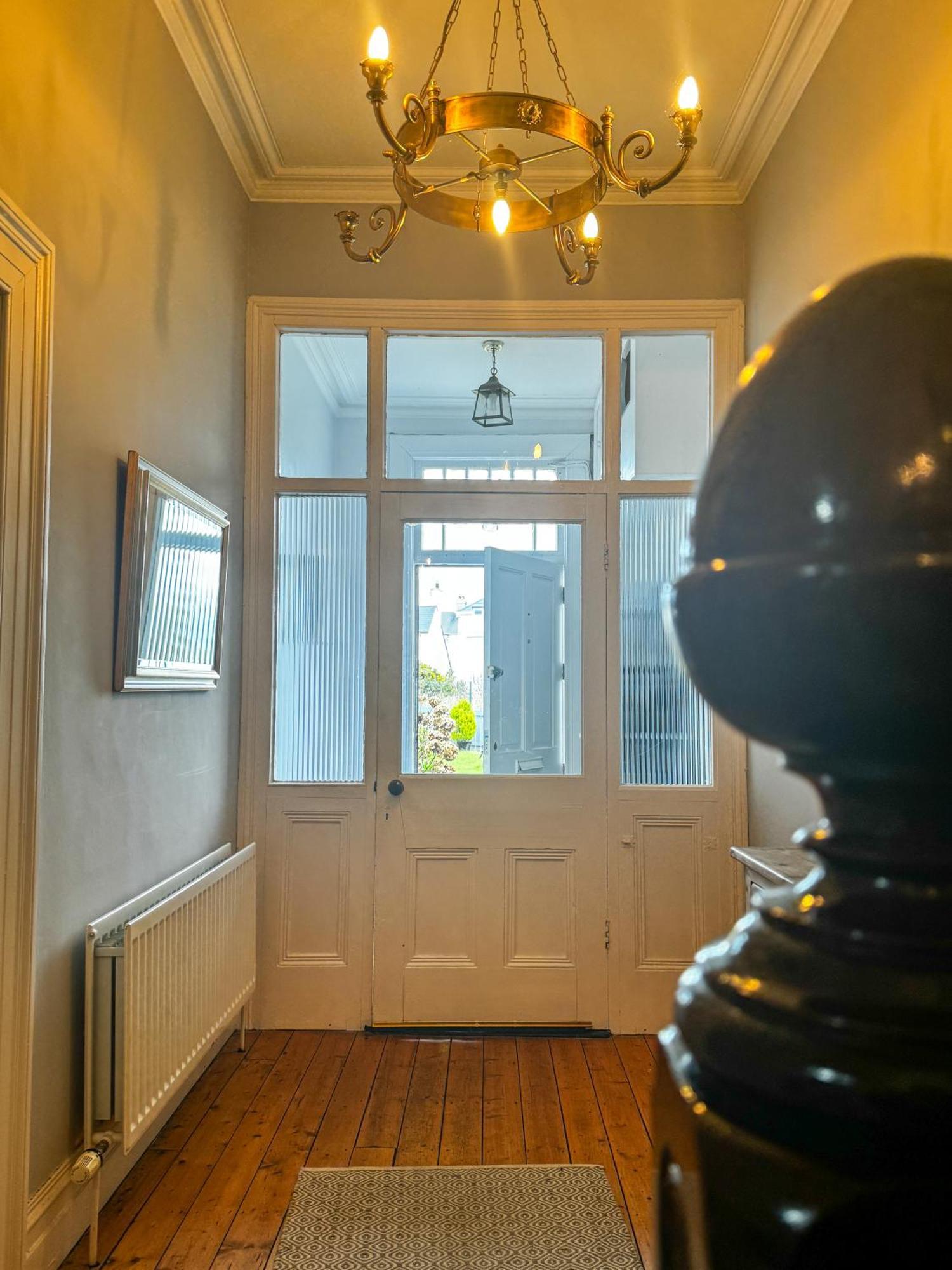 The Victorian Townhouse Portrushヴィラ エクステリア 写真